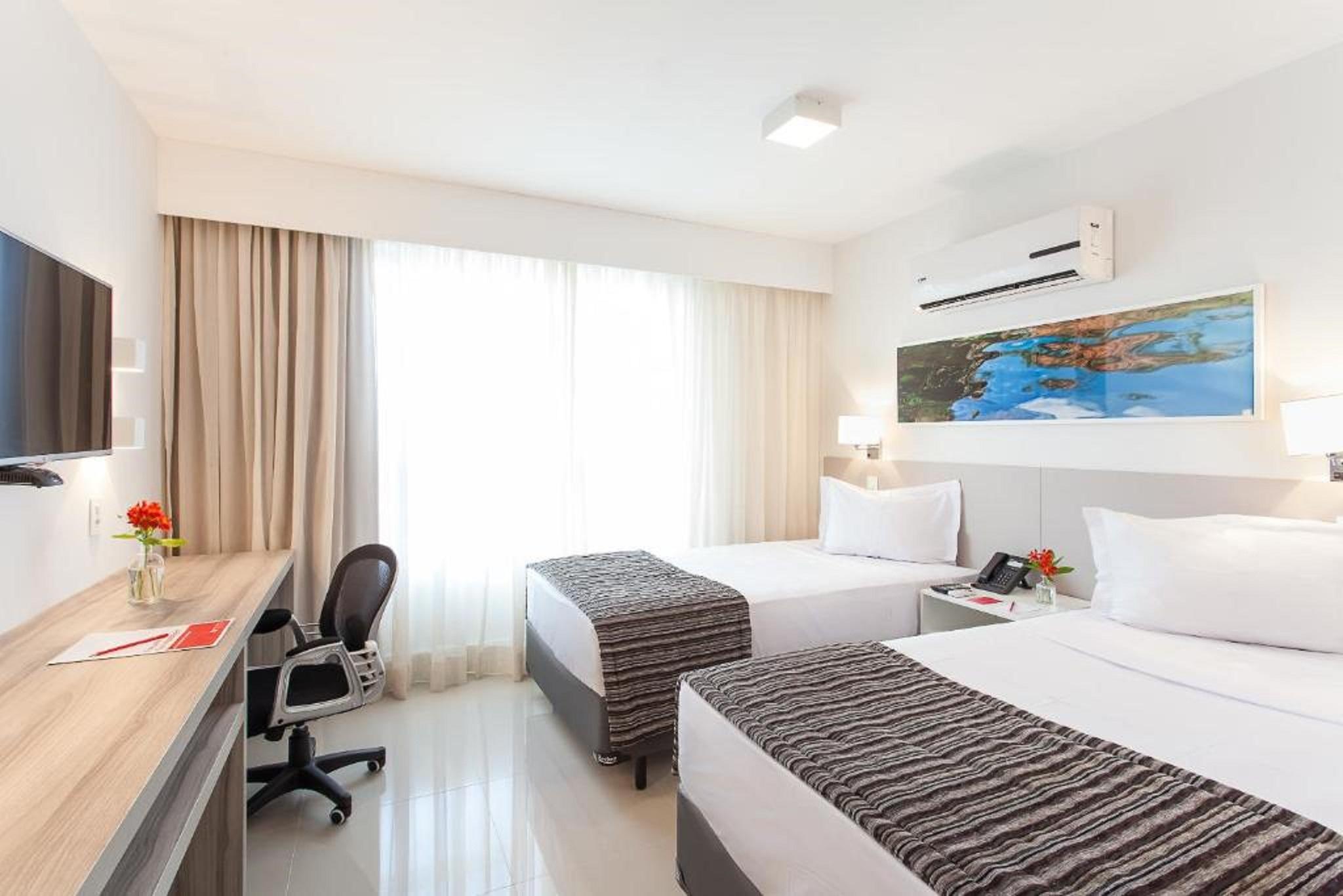 Ramada Hotel & Suites Campos Pelinca Campos dos Goytacazes Exterior photo