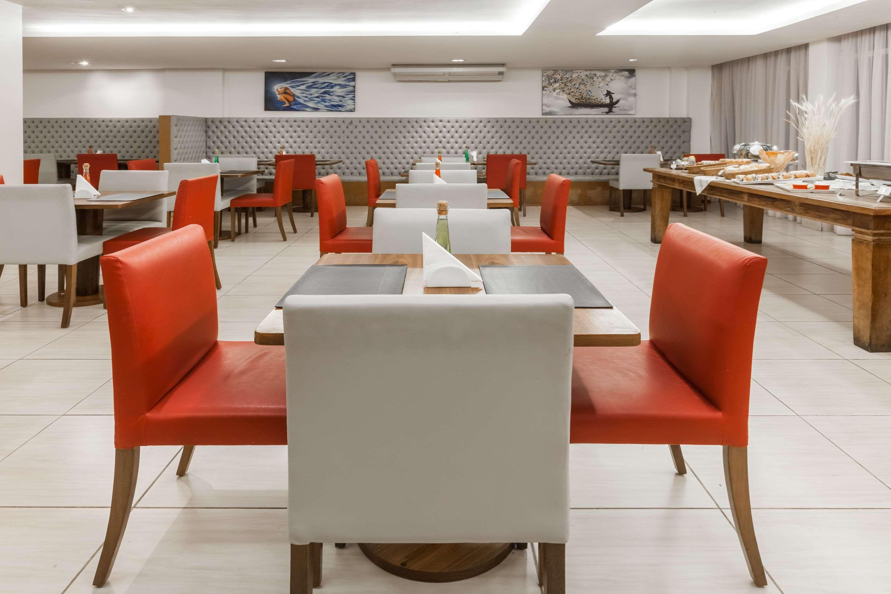 Ramada Hotel & Suites Campos Pelinca Campos dos Goytacazes Exterior photo