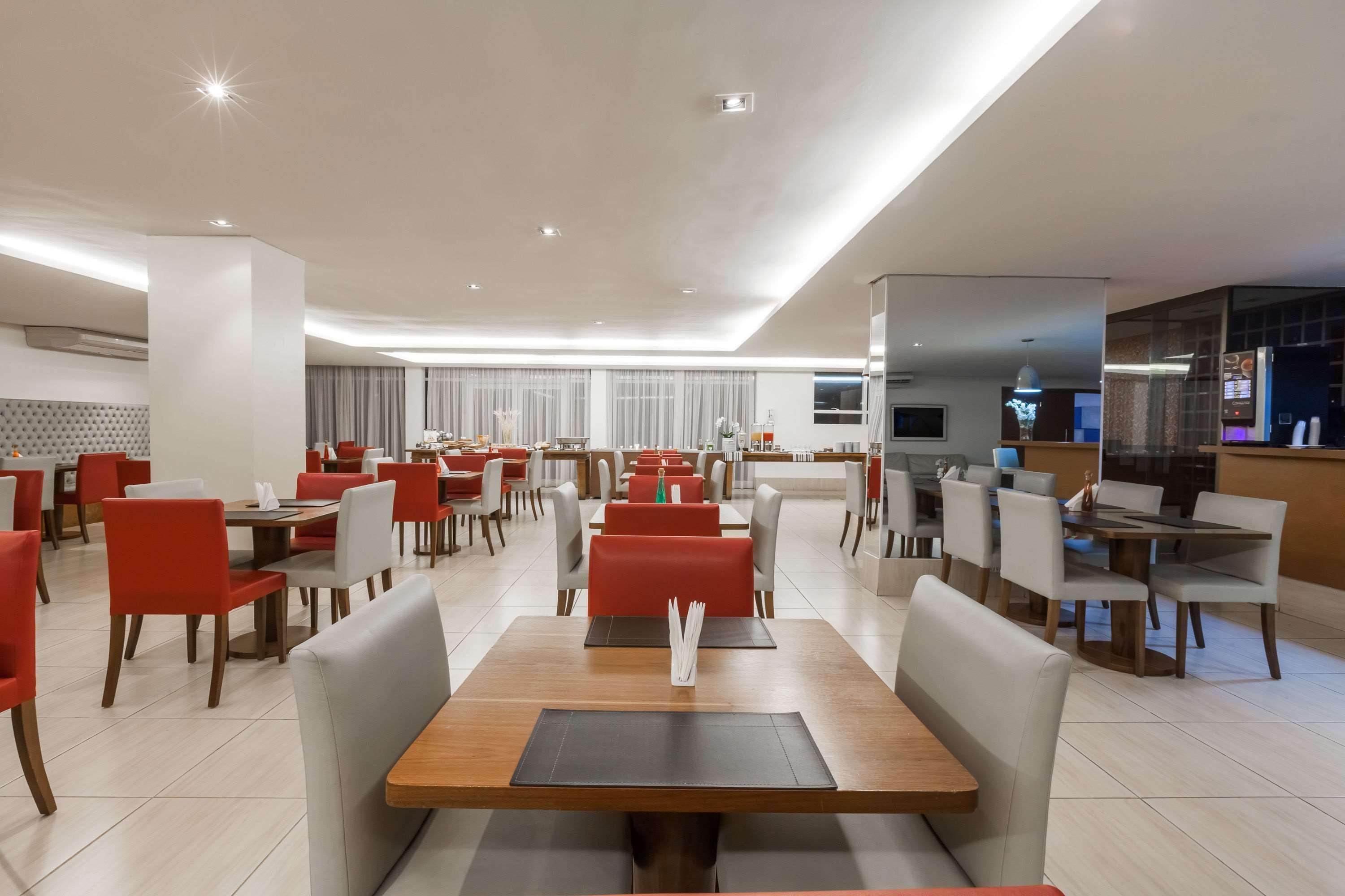 Ramada Hotel & Suites Campos Pelinca Campos dos Goytacazes Exterior photo