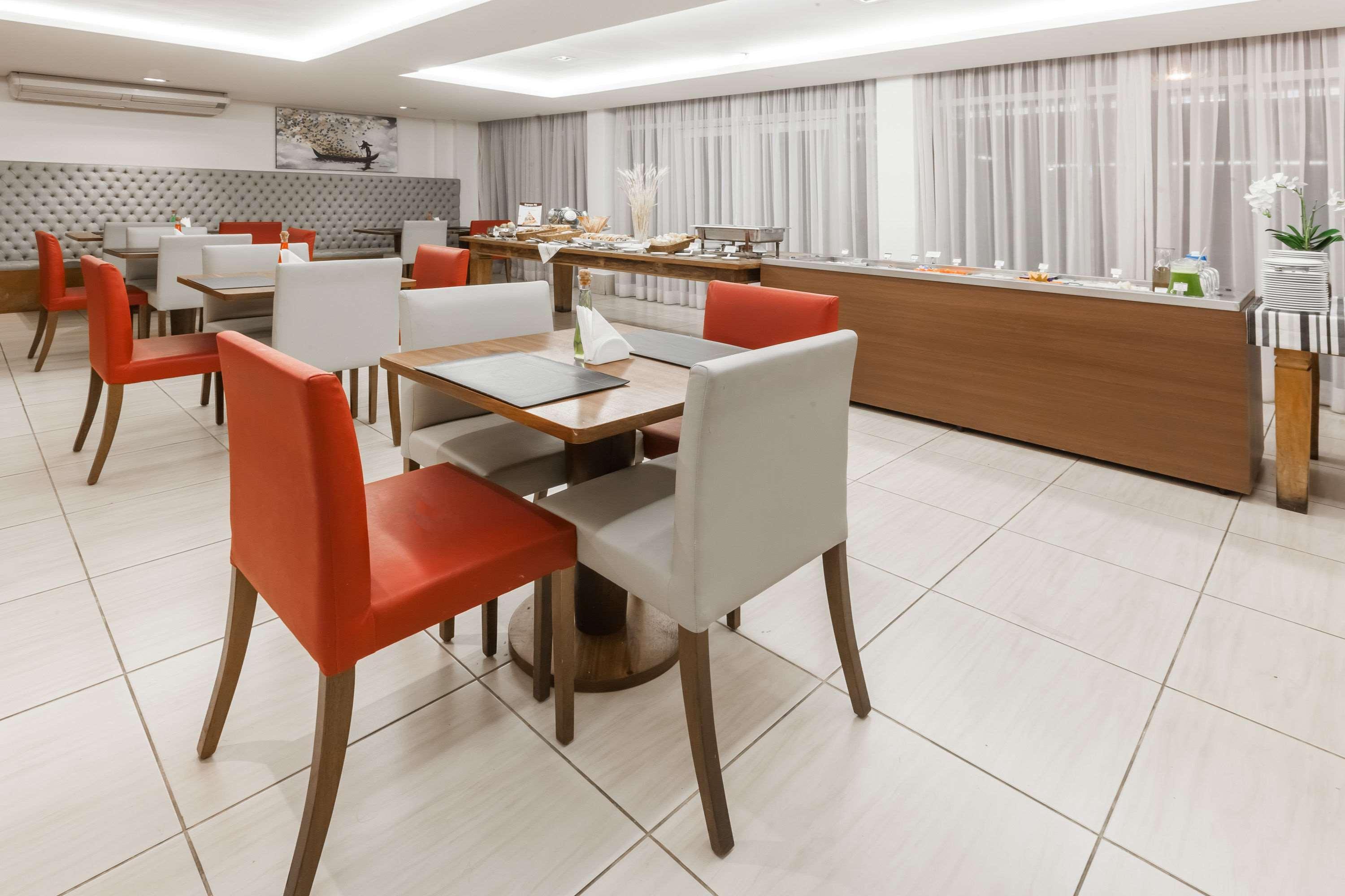 Ramada Hotel & Suites Campos Pelinca Campos dos Goytacazes Exterior photo