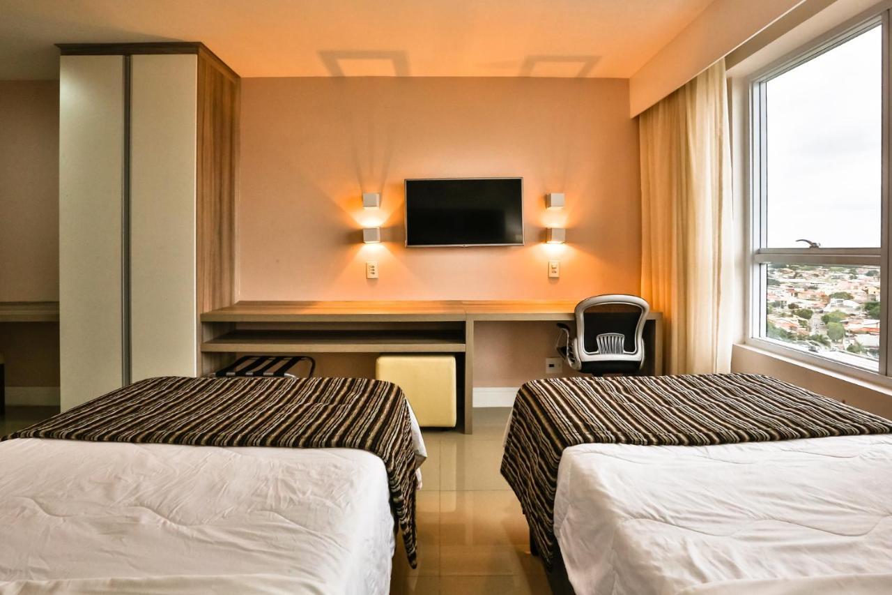 Ramada Hotel & Suites Campos Pelinca Campos dos Goytacazes Exterior photo