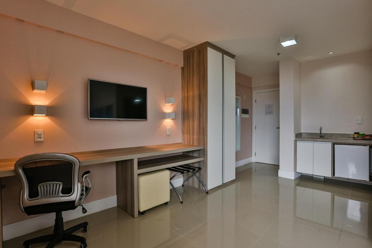 Ramada Hotel & Suites Campos Pelinca Campos dos Goytacazes Exterior photo