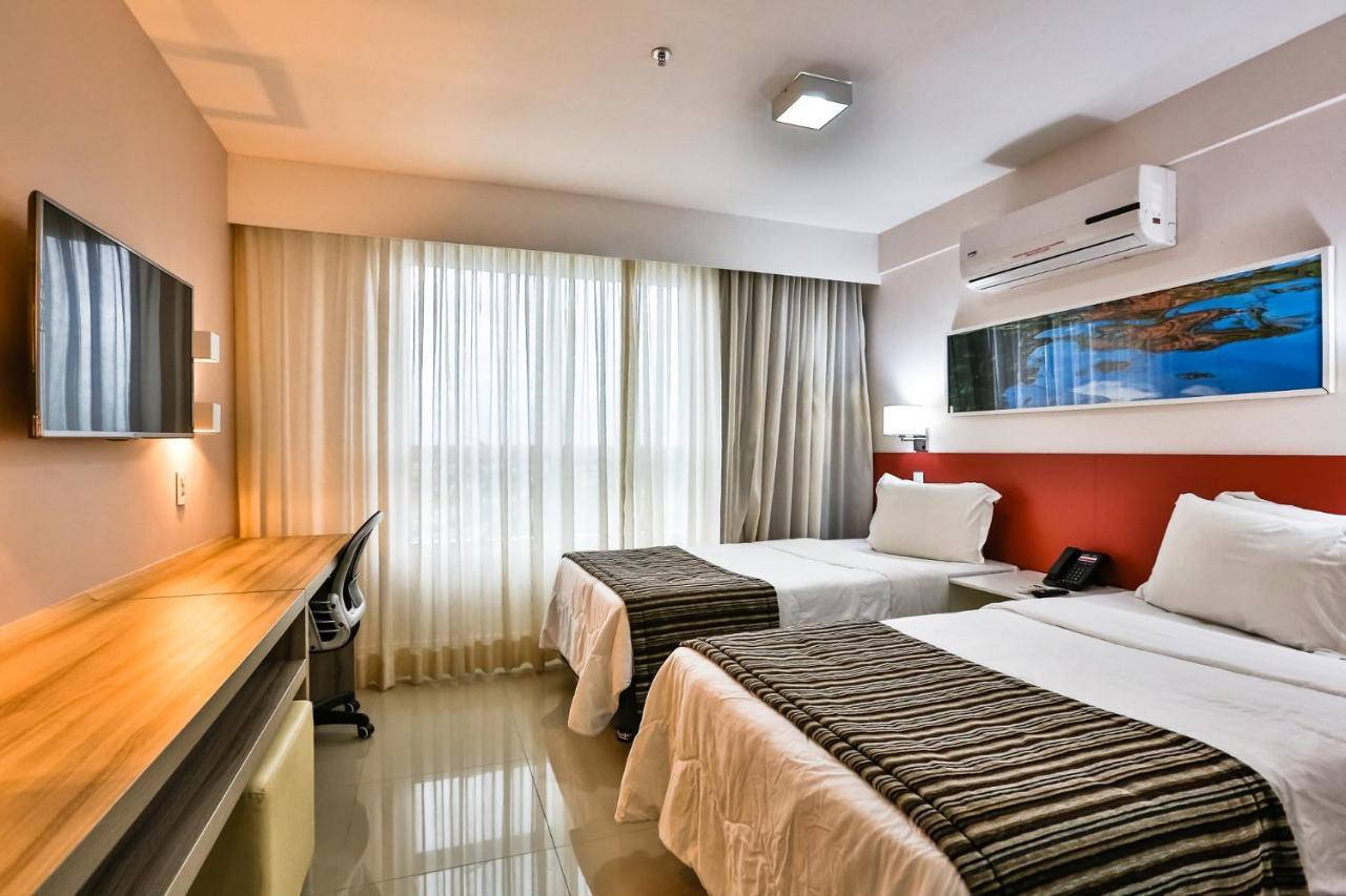 Ramada Hotel & Suites Campos Pelinca Campos dos Goytacazes Exterior photo