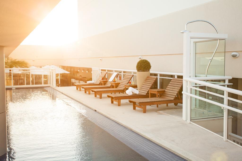 Ramada Hotel & Suites Campos Pelinca Campos dos Goytacazes Exterior photo
