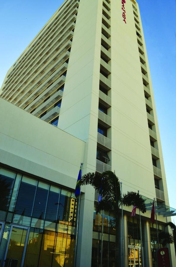 Ramada Hotel & Suites Campos Pelinca Campos dos Goytacazes Exterior photo